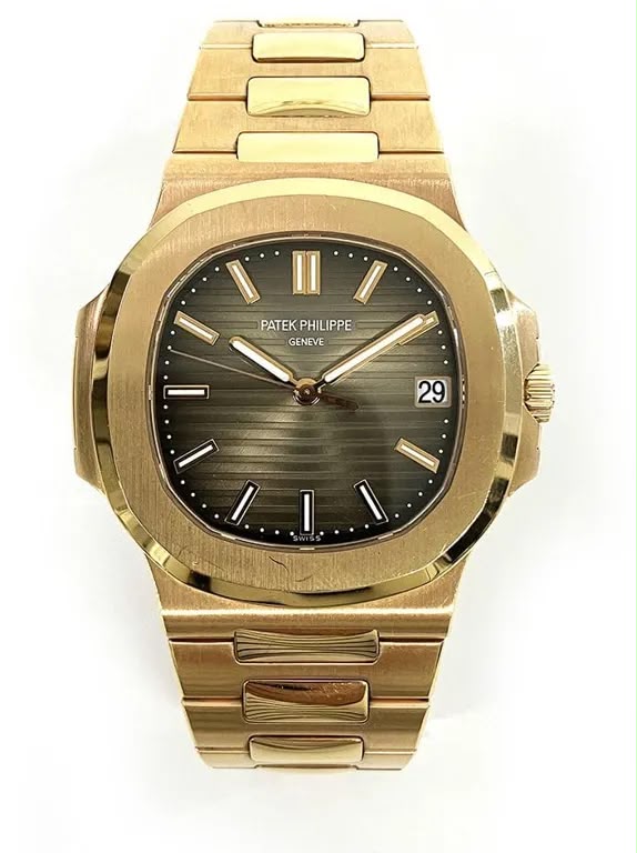 Patek Philippe Nautilus 5711/1R-001 Rose gold Brown