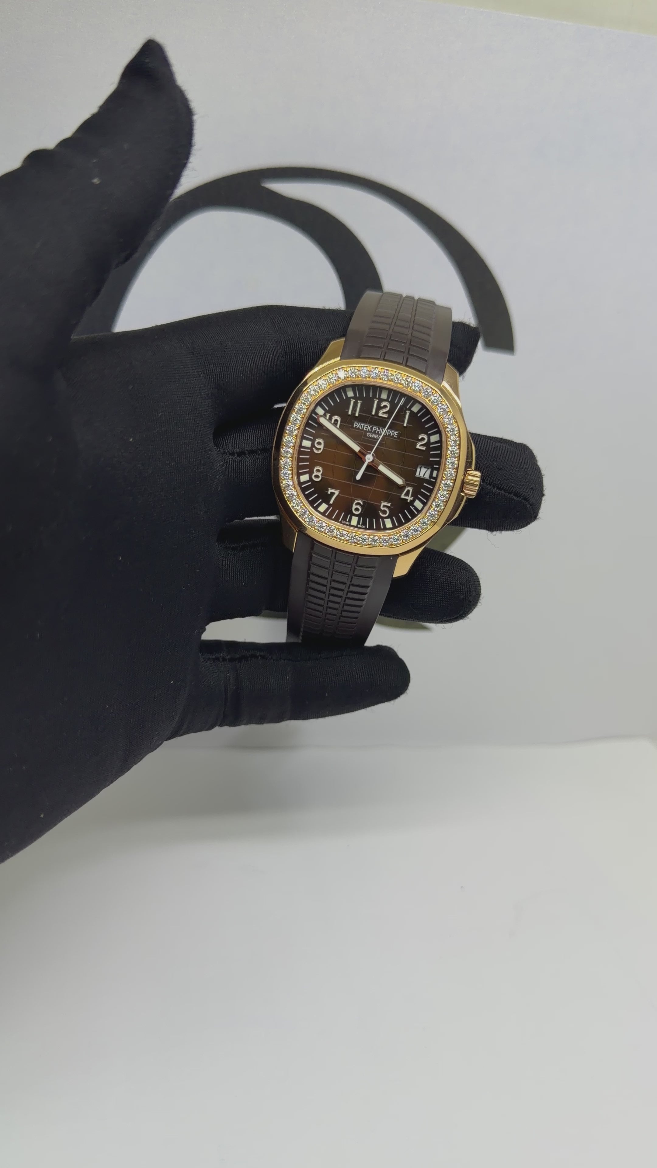 Patek Philippe Aquanaut 5167/300R-010 Brown Dial
