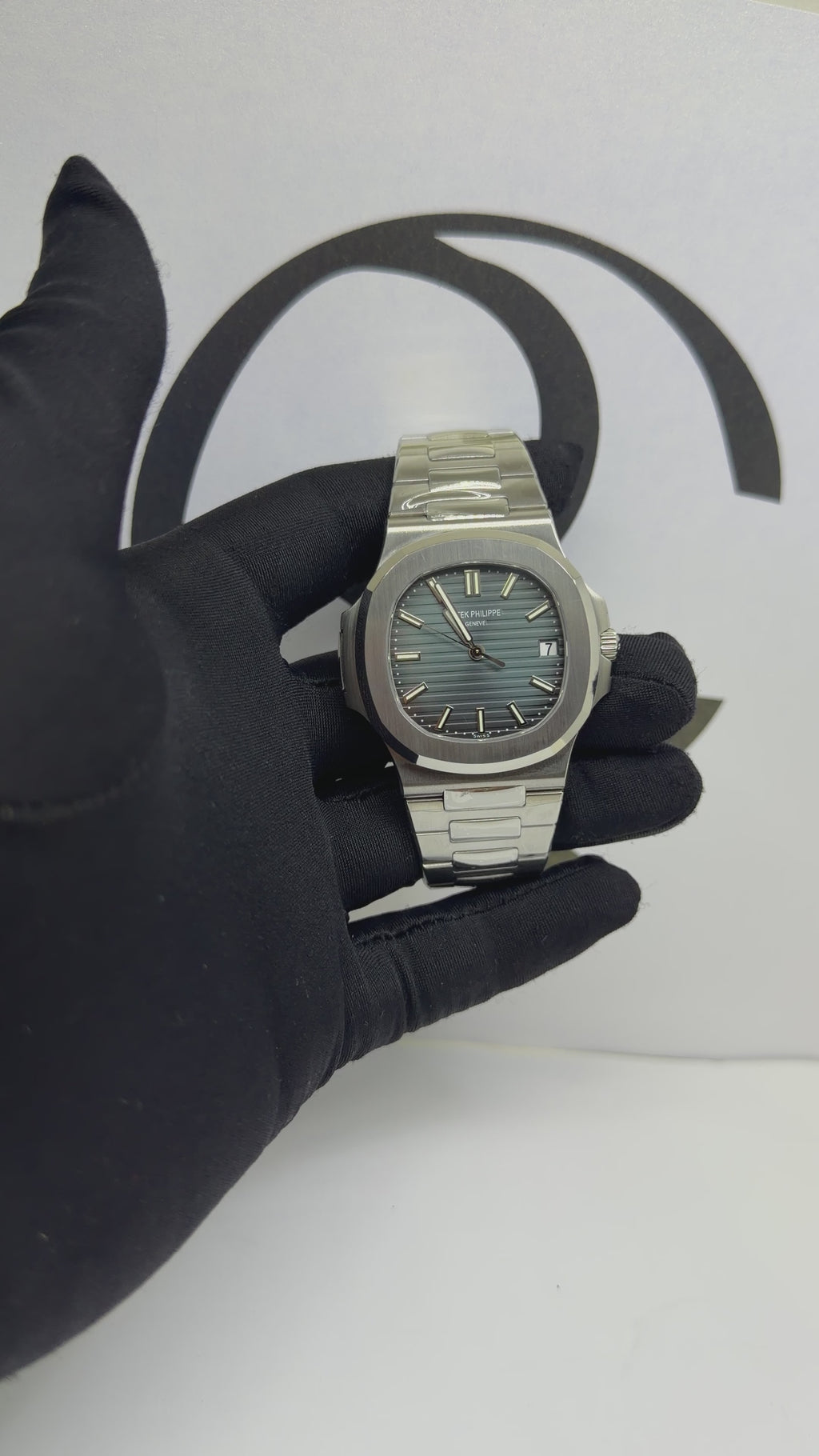 Patek Philippe Nautilus Blue Dial REF 5711/1A-001