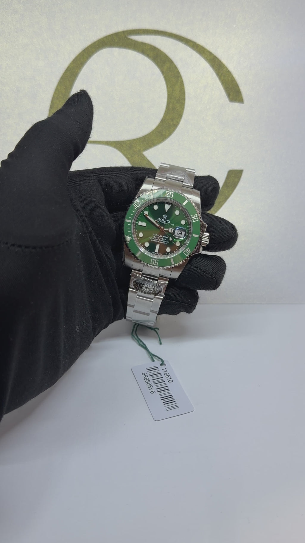 Rolex - Submariner Date - Hulk Green