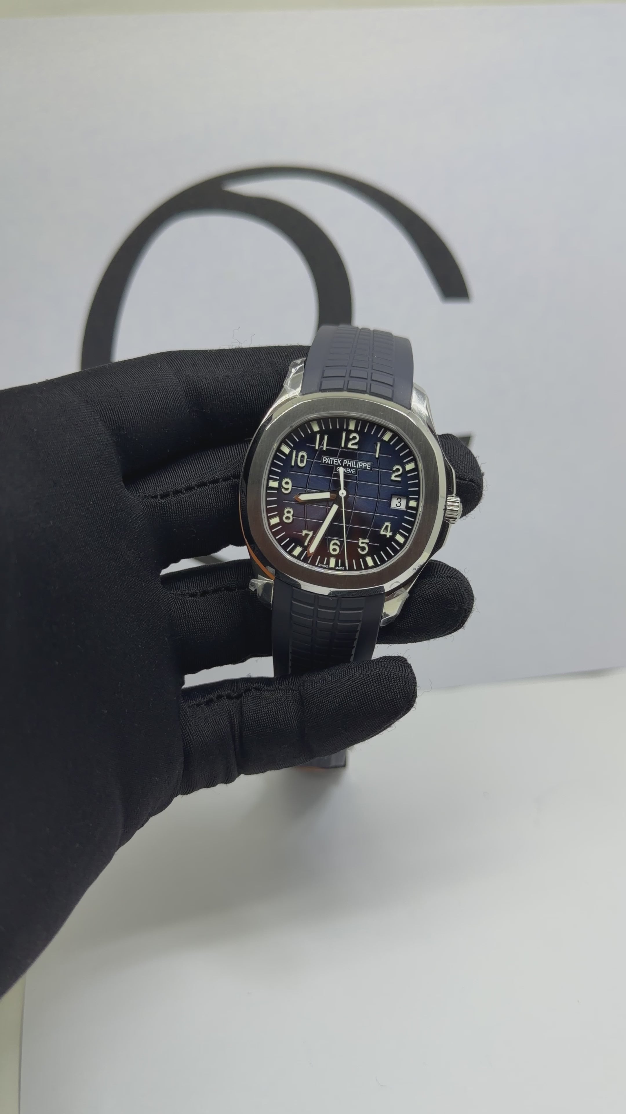 Patek Philippe Aquanaut Self-Winding 5168G-001 Blue Dial