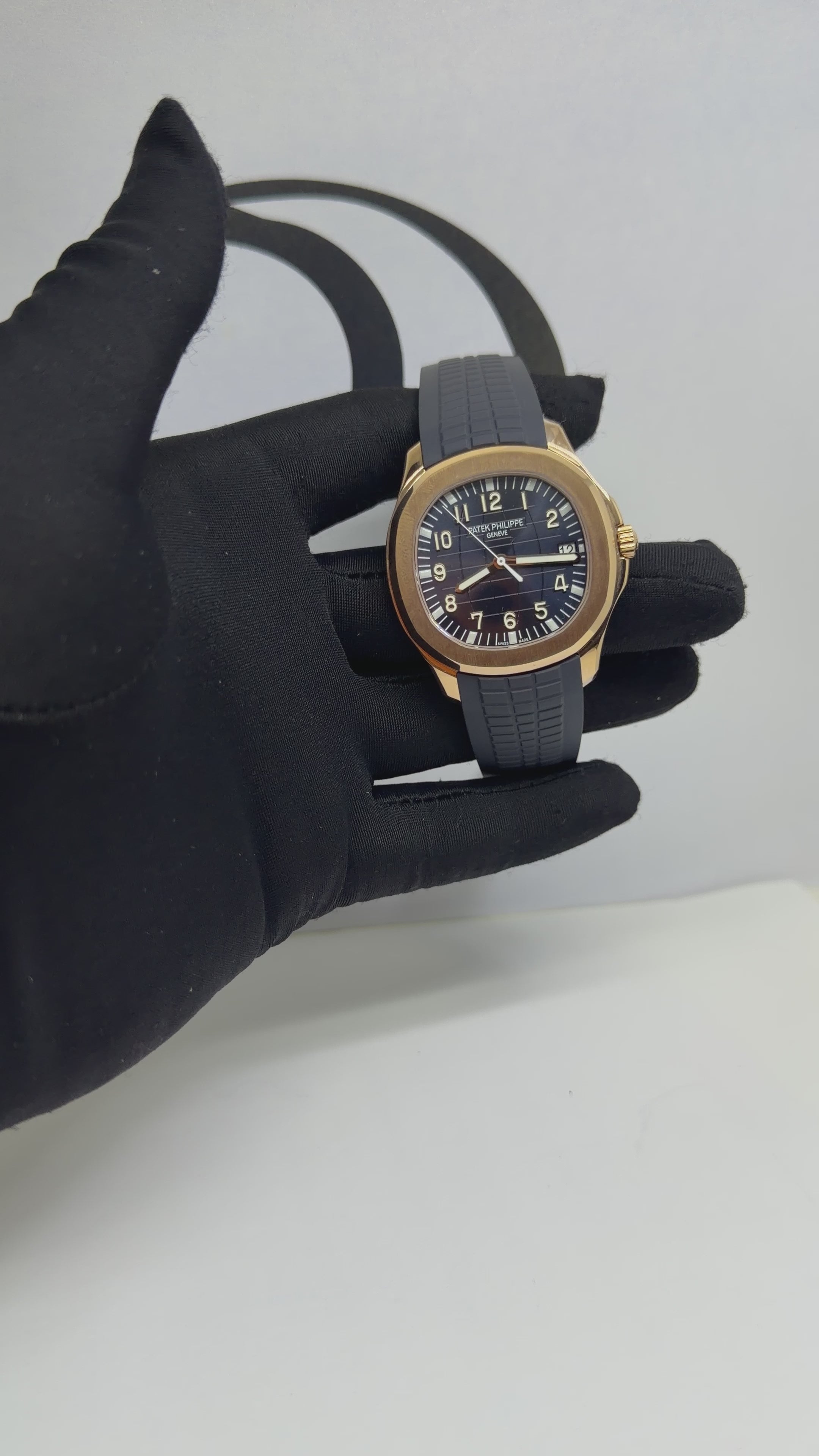 Patek Philippe  Aquanau Blue Dial 5269R-001